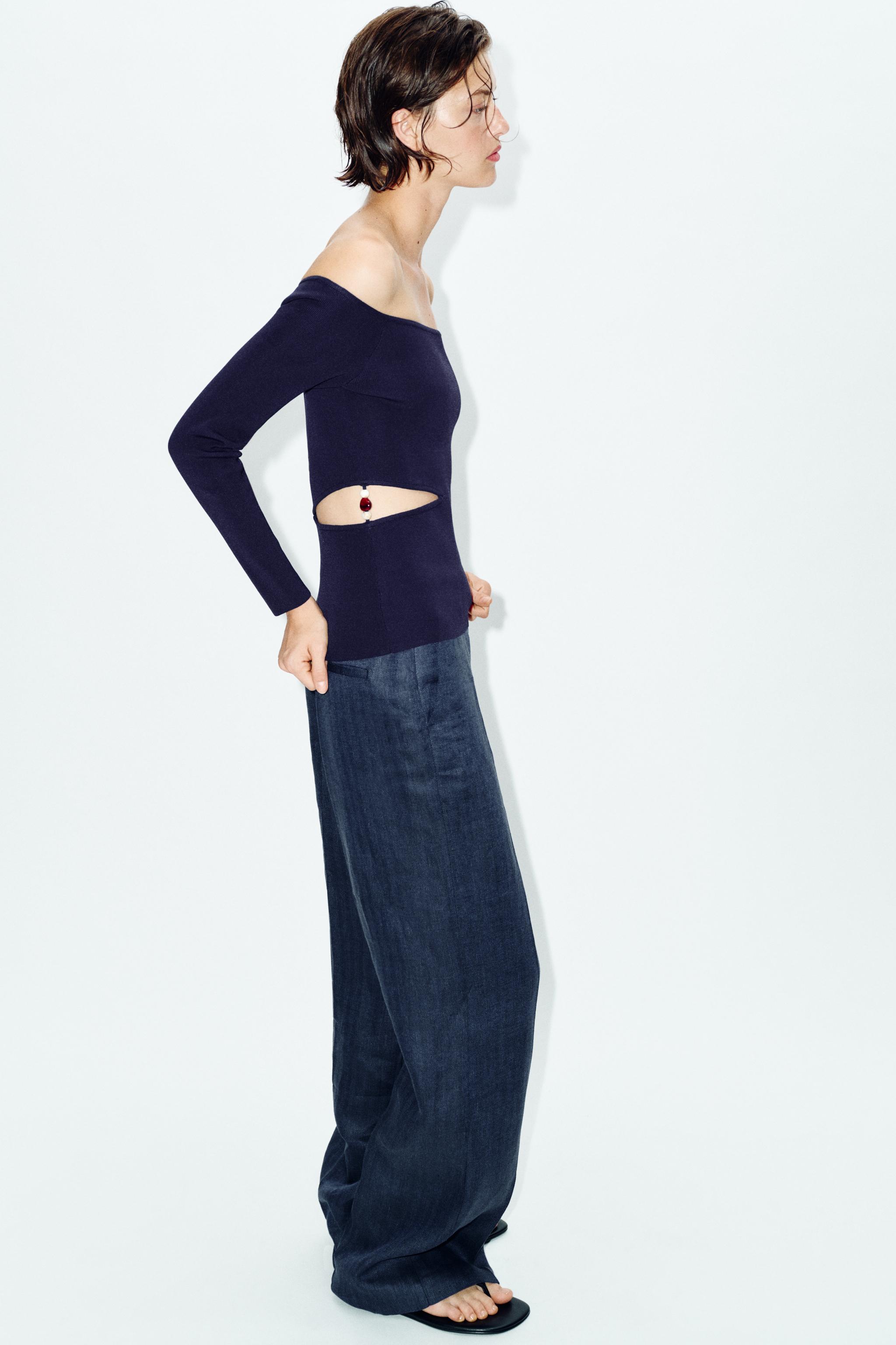 TOP EN MAILLE CUT OUT FANTAISIE